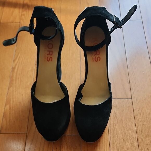 Michael Kors- Elegant Black Suede Wedge Heels Women's Size 9 - Picture 2 of 5